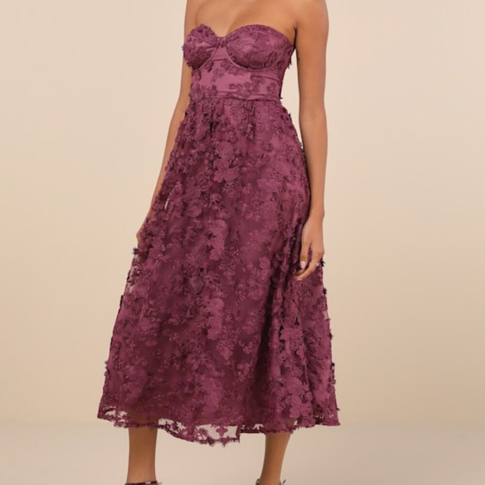 Lulu's Purple Lace Midi Dress